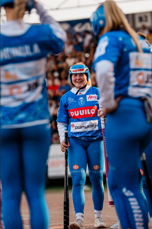 Naisten Game Worn -pelipaidat Itä-Länsi